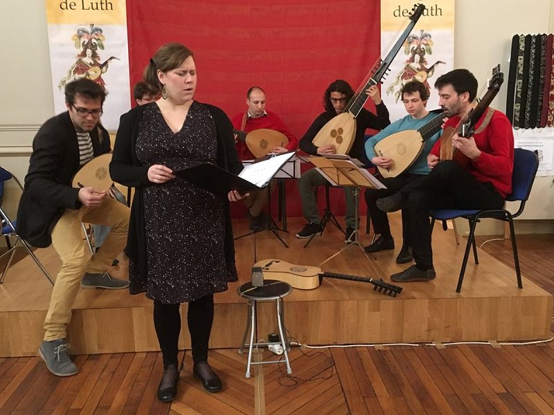 11246363_996829353685898_5304451312924748975_n.jpg - Consort de luths du Conservatoire de Versailles, avec Anne-Marie Beaudette, soprano