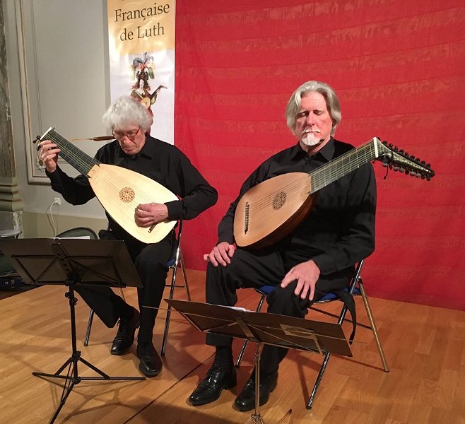 12512332_996828513685982_220765210418807973_n.jpg - " A due liuti " : Jean-Marie Poirier et Thierry Meunier, luths baroques