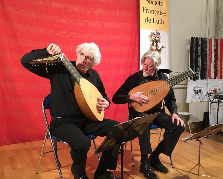 12936580_996828427019324_4571577791443479632_n.jpg - " A due liuti " : Jean-Marie Poirier et Thierry Meunier, luths baroques