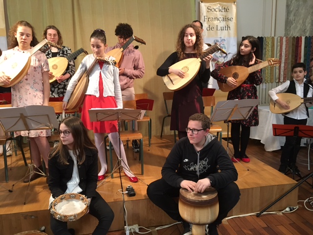 IMG_7350.JPG - Les jeunes luthistes des classes de Chelles et Yerres (Professeur Isabelle Auneau)