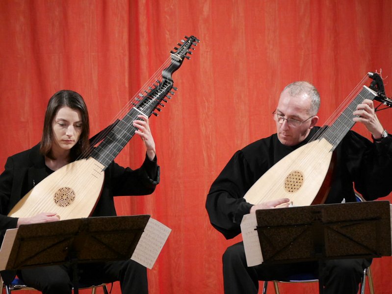 P1040491.JPG -  "Lute duo" : Anna Kowalska & Anton Birula, luths baroques (Weiss, Bach) !