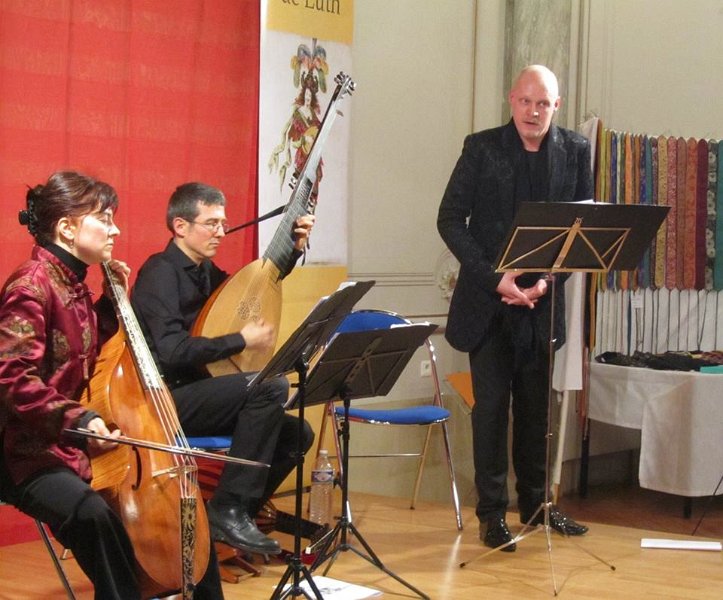 10951104_811547365547432_5299229035929683045_n.jpg - Ensemble La Rêveuse : Dowland, Lawes, Purcell. Jeffrey Thompson, ténor - Florence Bolton, dessus et basse de viole - Benjamin Perrot, luth, théorbe et guitare baroque