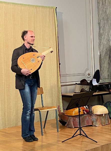 489673535_1151906240063074_1743915358379800791_n.jpg - Bor Zuljan,  luth Renaissance  :  «  Le luth d’Orphée  »  Improvisations et merveilles de L’Italie humaniste
