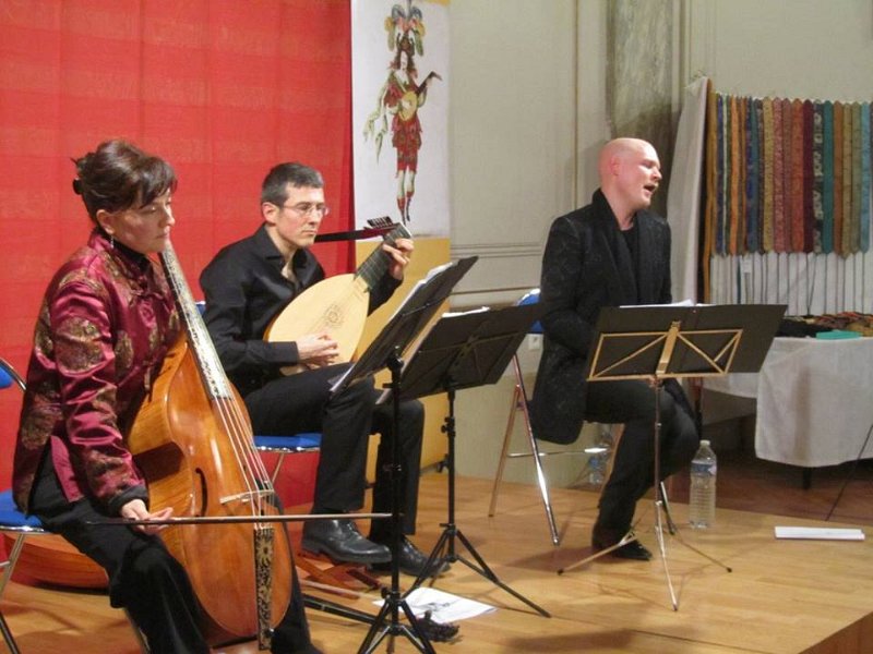 11013283_811547212214114_6327063086735498506_n.jpg - Ensemble La Rêveuse : Dowland, Lawes, Purcell. Jeffrey Thompson, ténor - Florence Bolton, dessus et basse de viole - Benjamin Perrot, luth, théorbe et guitare baroque