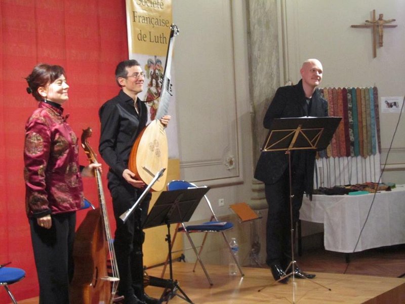 11071521_811547692214066_5986181855792187687_n.jpg - Ensemble La Rêveuse : Dowland, Lawes, Purcell. Jeffrey Thompson, ténor - Florence Bolton, dessus et basse de viole - Benjamin Perrot, luth, théorbe et guitare baroque