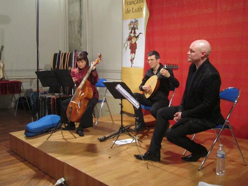 11083888_811547155547453_1670116520643400803_n.jpg - Ensemble La Rêveuse : Dowland, Lawes, Purcell. Jeffrey Thompson, ténor - Florence Bolton, dessus et basse de viole - Benjamin Perrot, luth, théorbe et guitare baroque