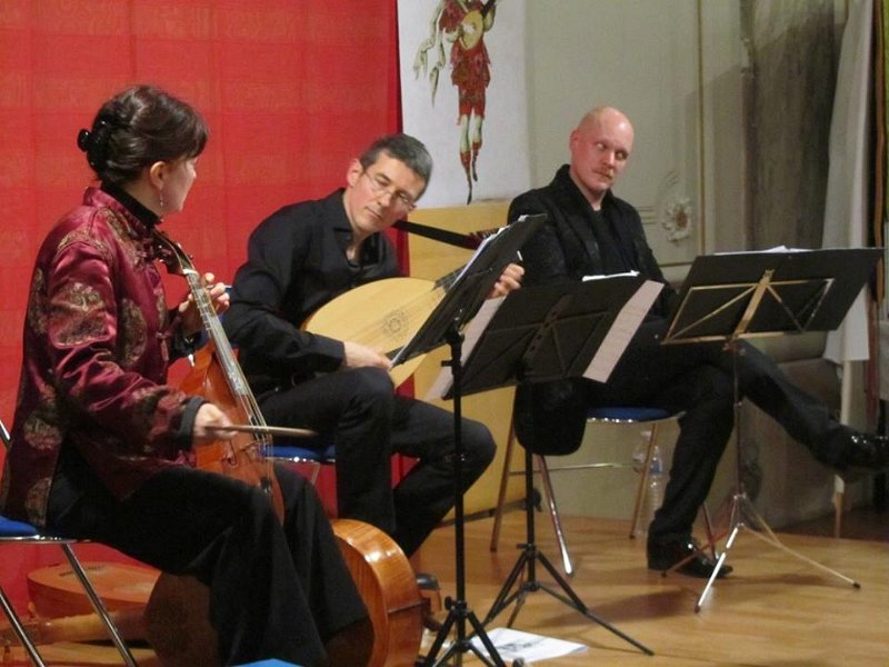 1524987_811547425547426_1045370196457451794_n.jpg - Ensemble La Rêveuse : Dowland, Lawes, Purcell. Jeffrey Thompson, ténor - Florence Bolton, dessus et basse de viole - Benjamin Perrot, luth, théorbe et guitare baroque